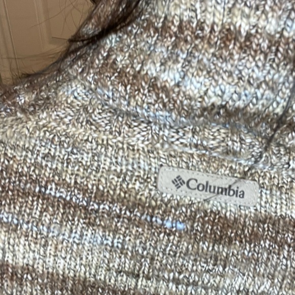 *SOLD* Columbia knit turtleneck sweater size Large - Picture 8 of 14